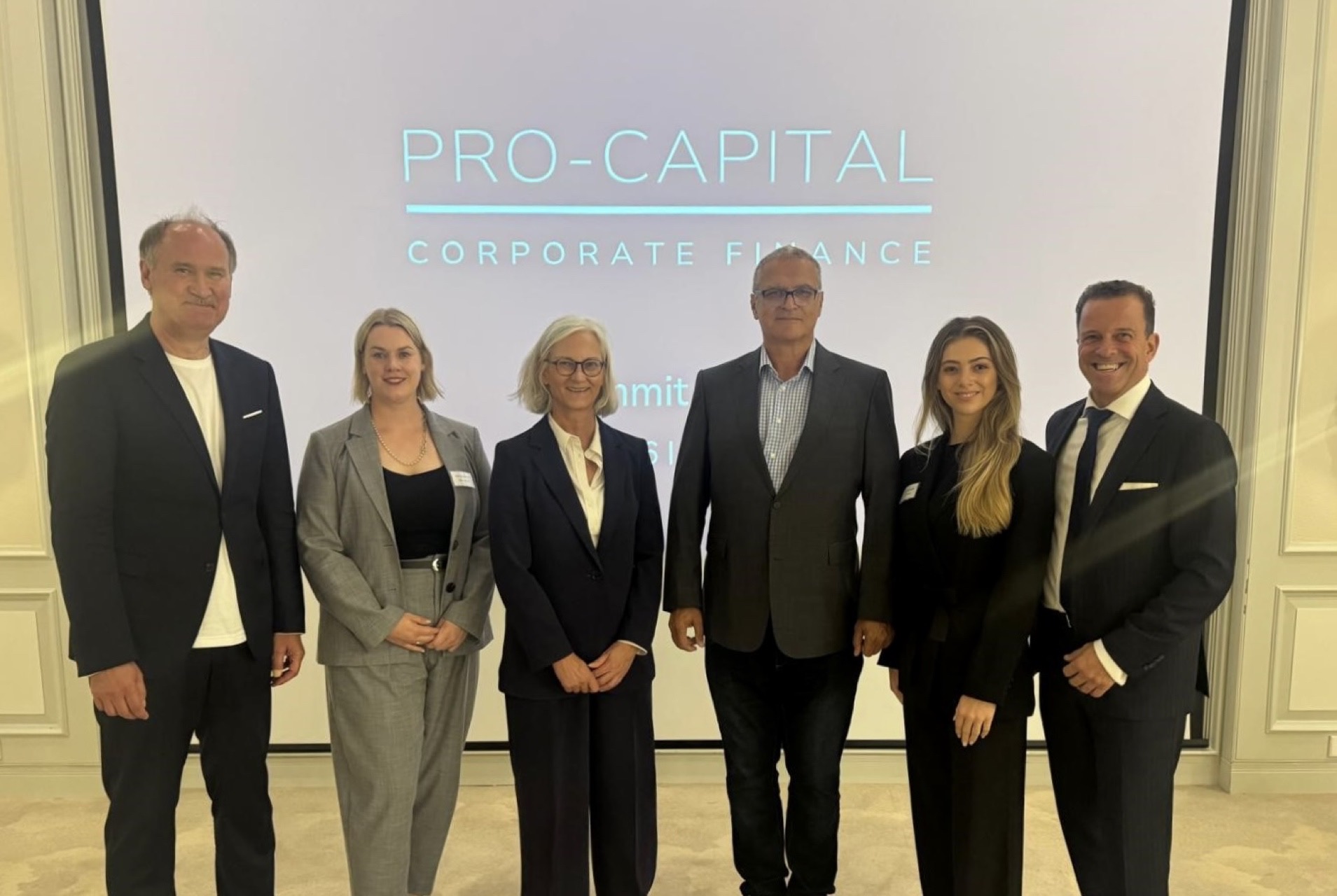PRO-CAPITAL Finance Summit 2026 (KI-generiertes Bild)